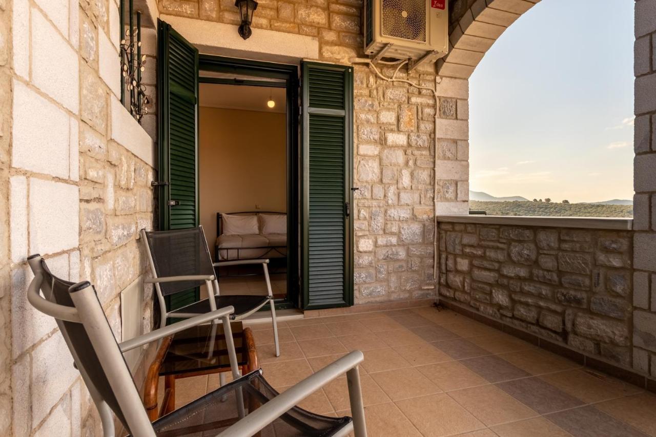 Papadeas Villas Megali Mantineia 외부 사진